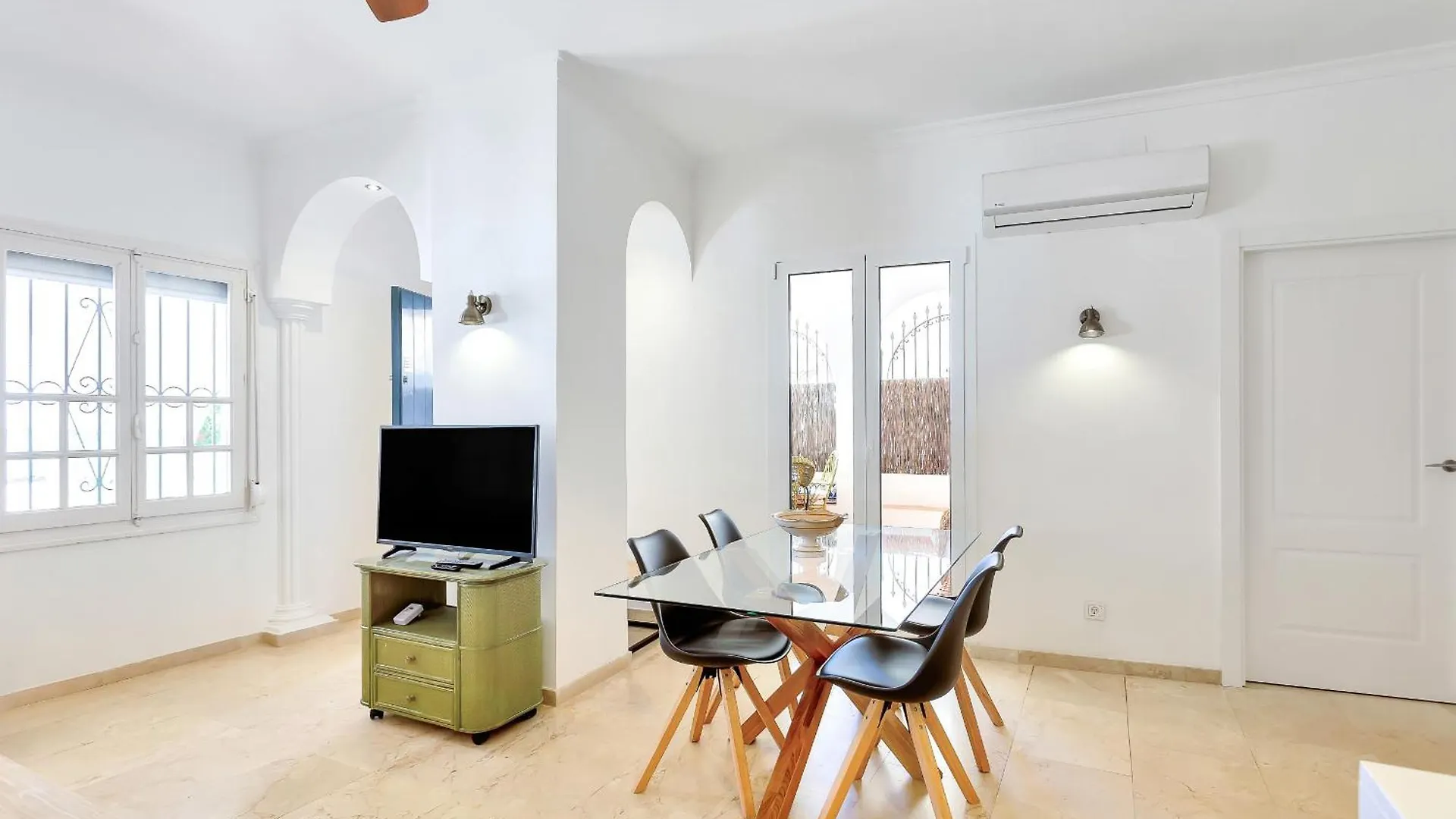 A24 Cabopino Apartment Marbella